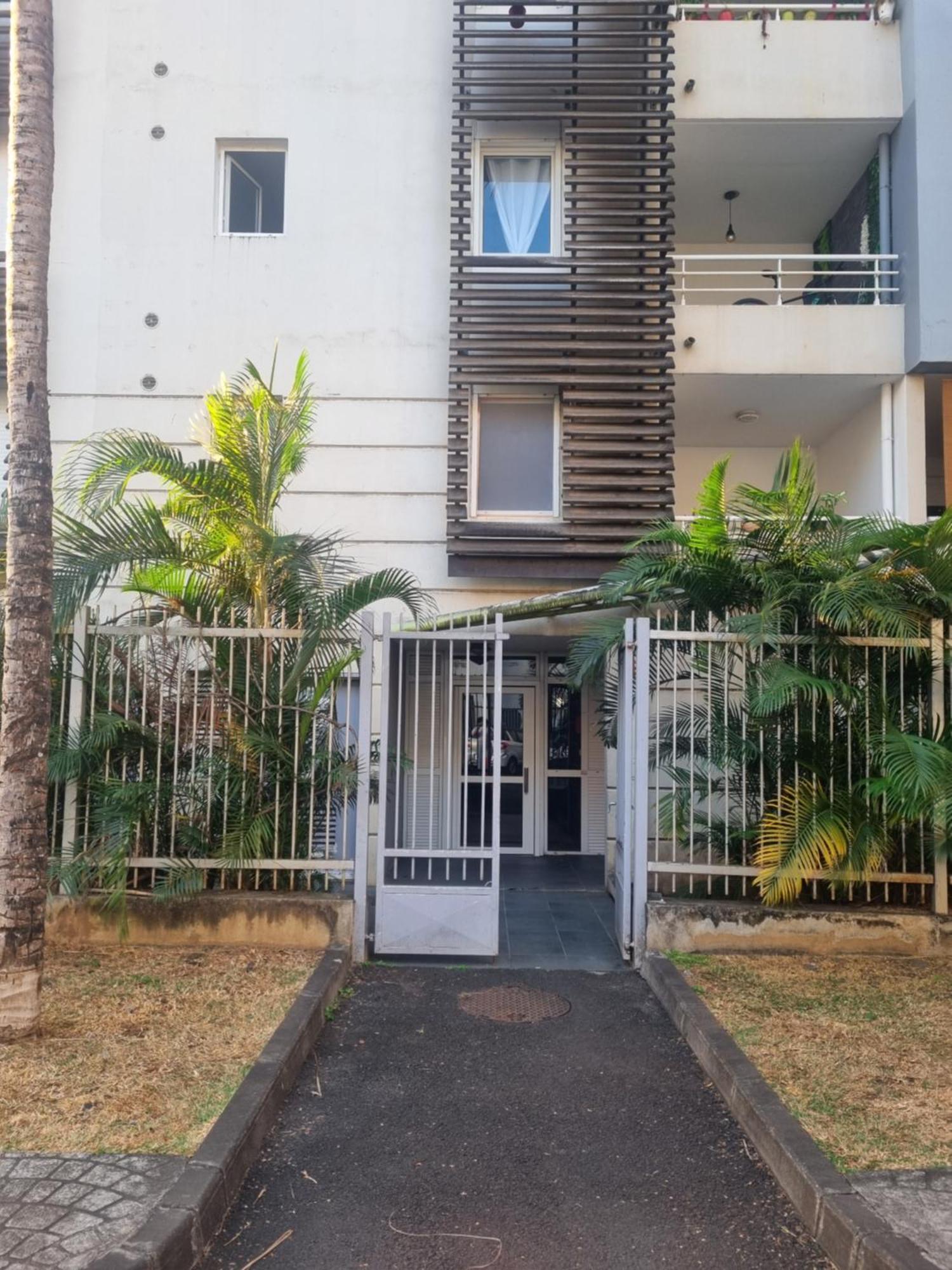 Chambre Chez L'Habitant Cosy Et Moderne, Vue Sur Montagne Saint-Denis Ngoại thất bức ảnh